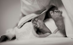 Thermal care in very preterm infants using towels and wrapping after birth